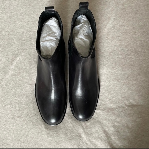 Manolo Blahnik Chelsa Boot- Black - Picture 11 of 14